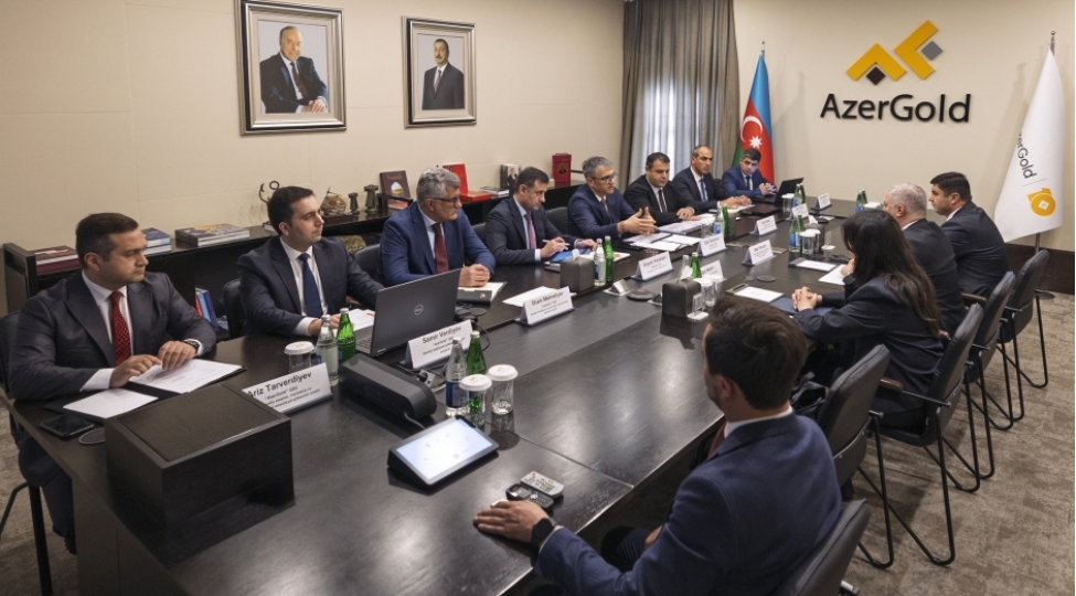 azergoldda-kelbecerin-soyudlu-qizil-yatagi-layihesinin-icra-veziyyeti-nezerden-kechirilib