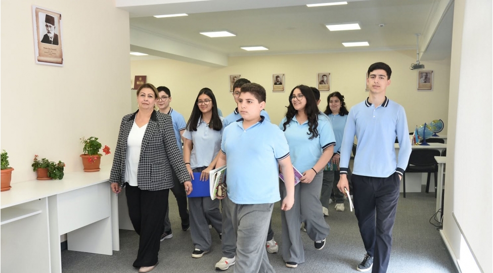 bshti-nin-tabeliyindeki-mekteblerin-buraxilish-siniflerini-87-519-shagird-bitirir
