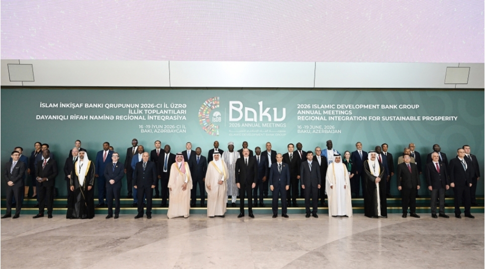 prezidentin-ishtiraki-ile-bakida-islam-inkishaf-banki-qrupunun-2026-ci-il-uzre-illik-toplantilarinin-achilish-merasimi-kechirilib-yenilenib