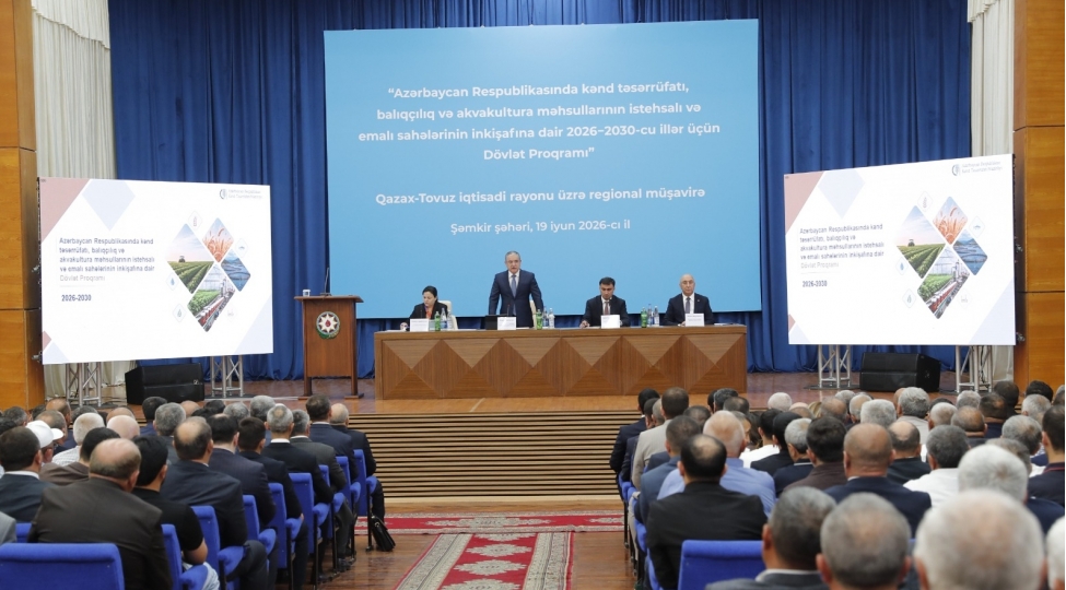 shemkirde-aqrar-sahede-yeni-dovlet-proqraminin-muzakiresi-ile-bagli-regional-mushavire-kechirilib