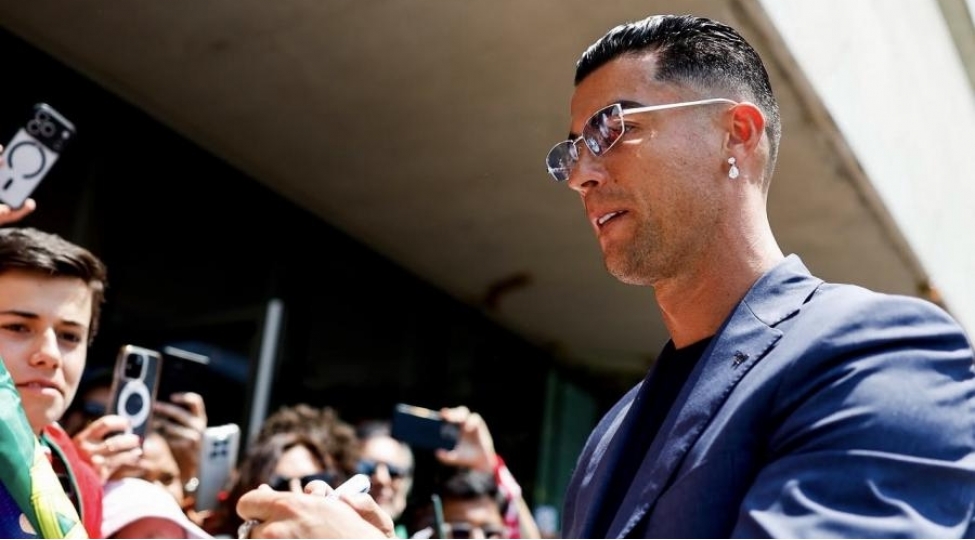 ronaldo-bu-klubun-sehmlerini-alir