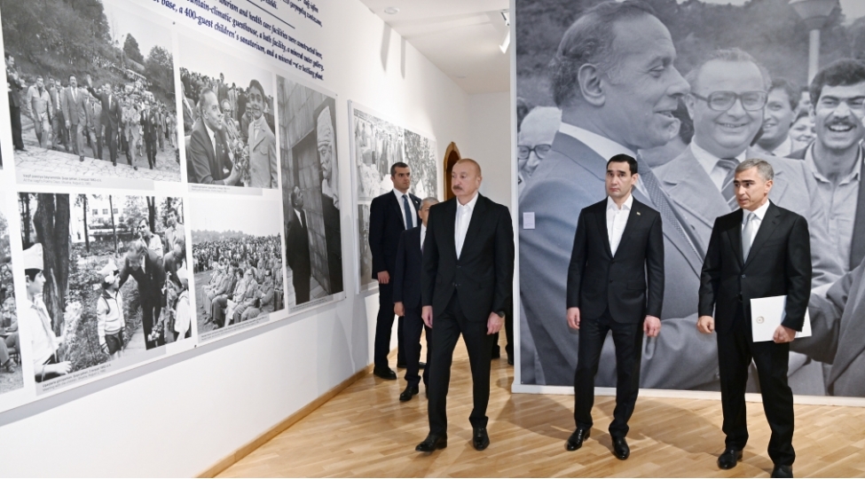 shushada-heyder-eliyev-ve-qarabag-sergisi-ile-tanishliq