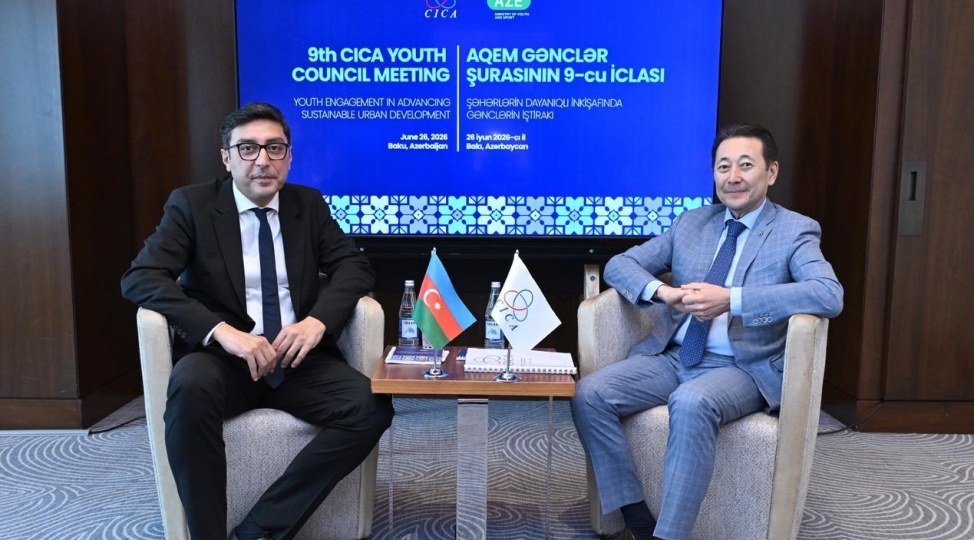 gencler-ve-idman-naziri-ferid-qayibov-kayrat-saribayin-rehberlik-etdiyi-numayende-heyeti-ile-gorushub