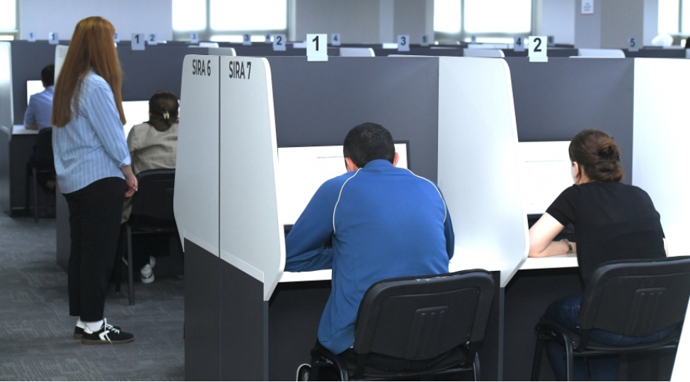 hakimliye-namizedler-test-imtahani-veribler