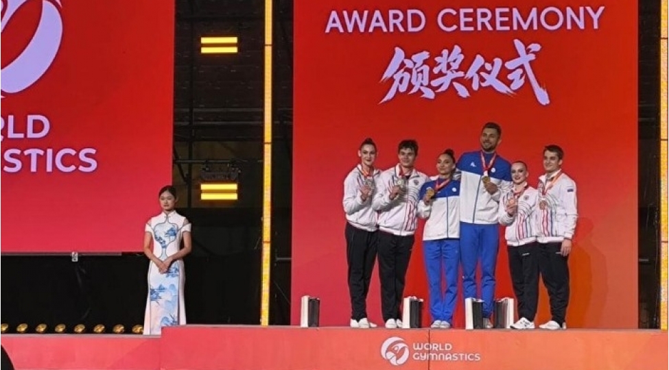 gimnastlarimiz-dunya-kubokunda-qizil-medal-qazandilar
