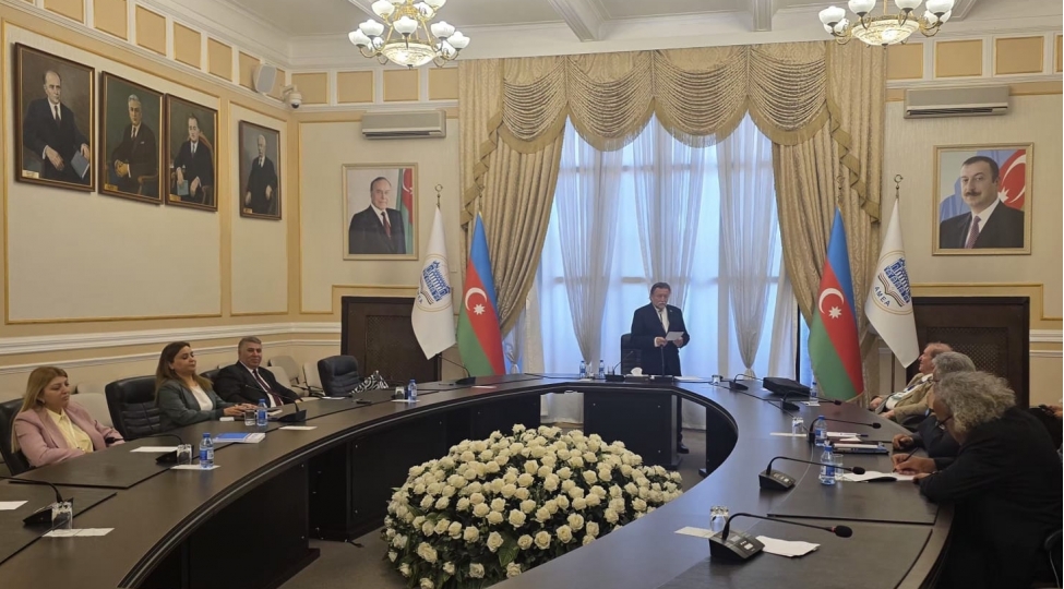 turk-dunyasinda-elmi-emekdashligin-inkishaf-perspektivleri-muzakire-olunub