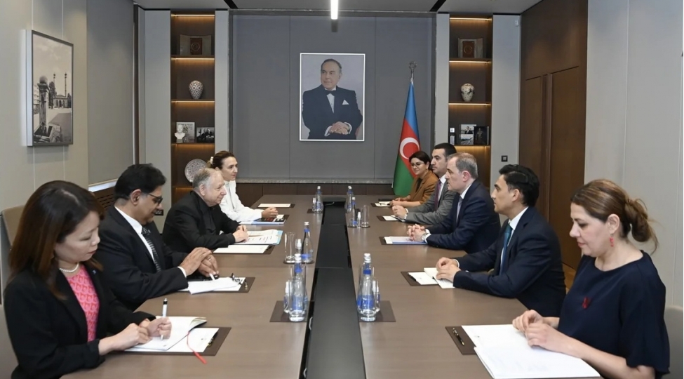 bmt-azerbaycanin-yol-tehlukesizliyi-sahesindeki-tedbirlerini-yuksek-qiymetlendirir