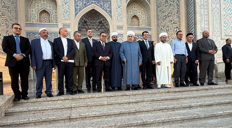 butun-qafqazin-sheyxi-i-beynelxalq-islam-sivilizasiyasi-forumunda-ishtirak-edir