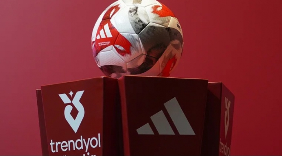 futbol-uzre-turkiye-superliqasinda-yeni-movsumun-pushku-atilib