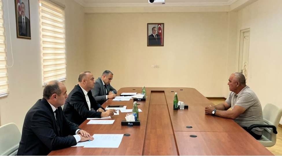 kend-teserrufati-nazirliyinin-aparat-rehberi-azad-ceferli-goygolde-vetendashlarla-gorushub-teserrufatlara-bash-chekib