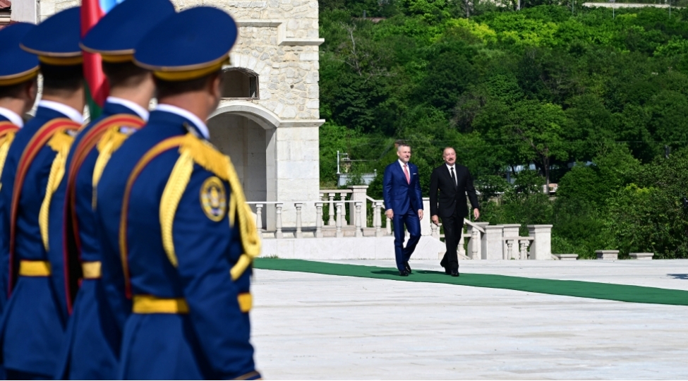 slovakiya-prezidenti-peter-pelleqrininin-shushada-resmi-qarshilanma-merasimi-olub