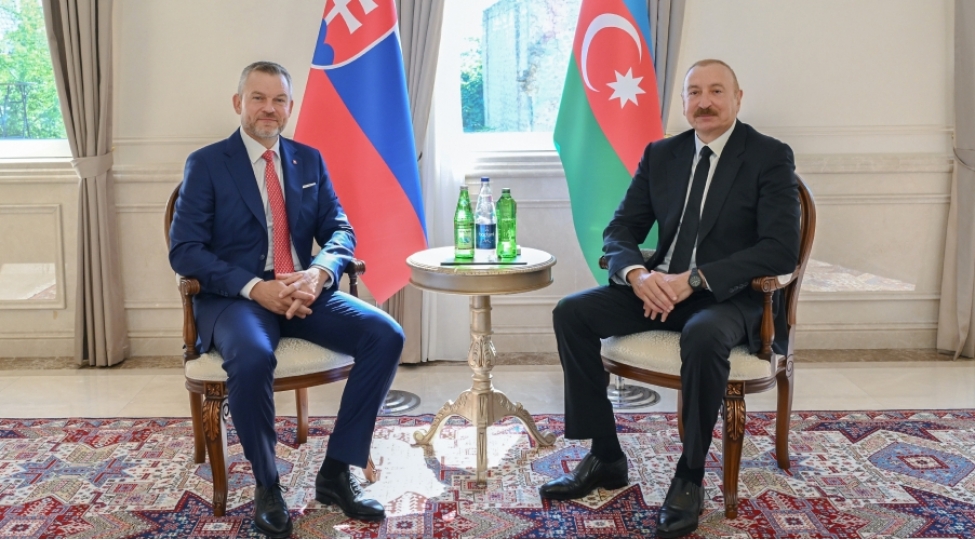 shushada-prezident-ilham-eliyevin-slovakiya-prezidenti-ile-tekbetek-gorushu-olub