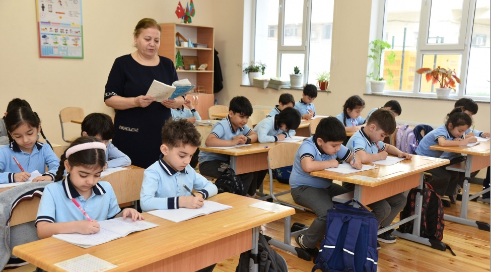 paytaxtda-i-sinfe-qebulla-bagli-37-598-sorgu-yerleshdirilib