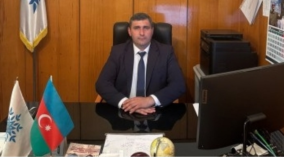 beynelxalq-emekdashliga-tohfe