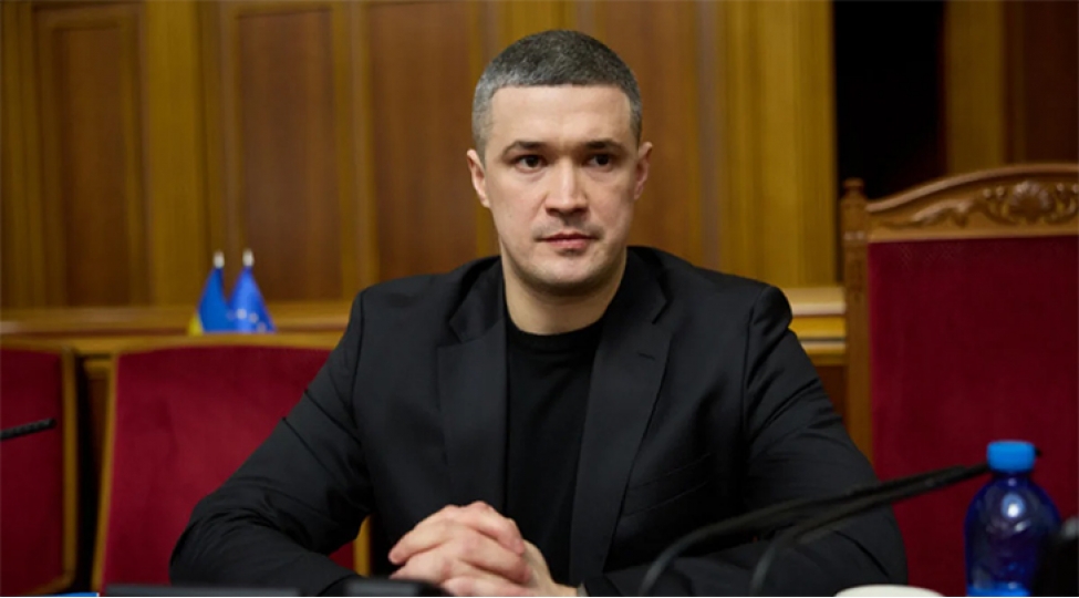 ukraynanin-mudafie-naziri-mixail-fedorov-vezifesini-terk-edir