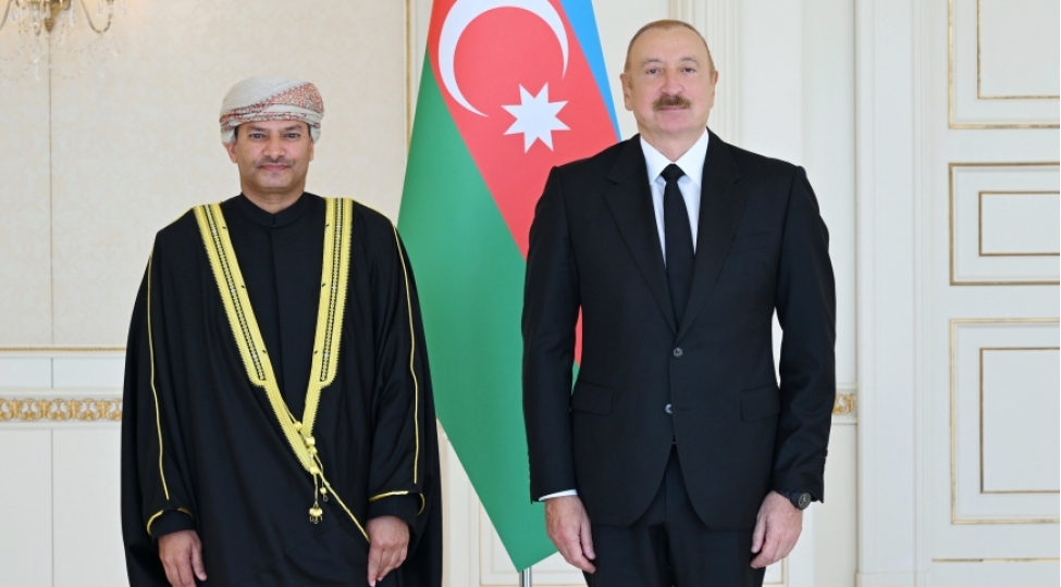 prezident-ilham-eliyev-omanin-azerbaycanda-yeni-teyin-olunmush-sefirinin-etimadnamesini-qebul-edib