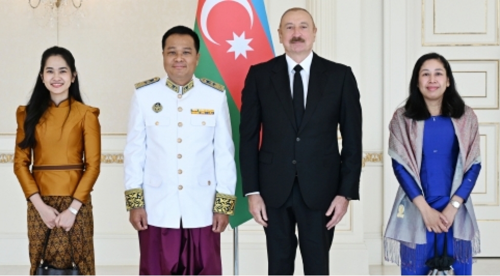 prezident-ilham-eliyev-kambocanin-azerbaycanda-yeni-teyin-olunmush-sefirinin-etimadnamesini-qebul-edib