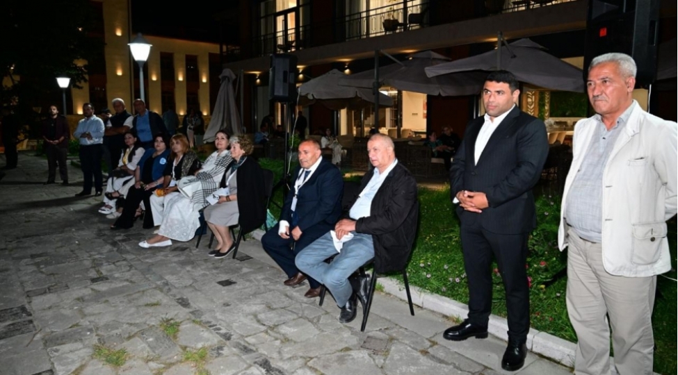 vaqif-poeziya-gunleri-cherchivesinde-shusha-geceleri-interaktiv-poeziya-saati-teshkil-edilib