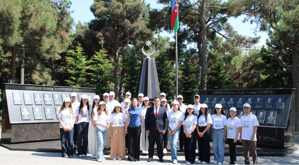 nizami-rayonunda-gencler-ve-konulluler-uchun-yay-mektebine-start-verilib