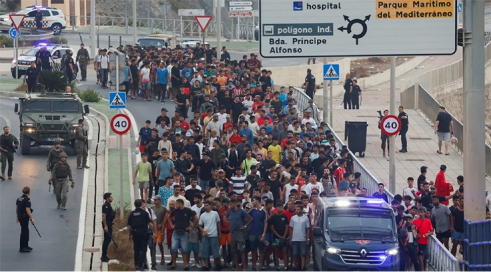 ispaniyanin-seuta-sheherindeki-miqrantlar-uchun-merkez-heddinden-artiq-dolub