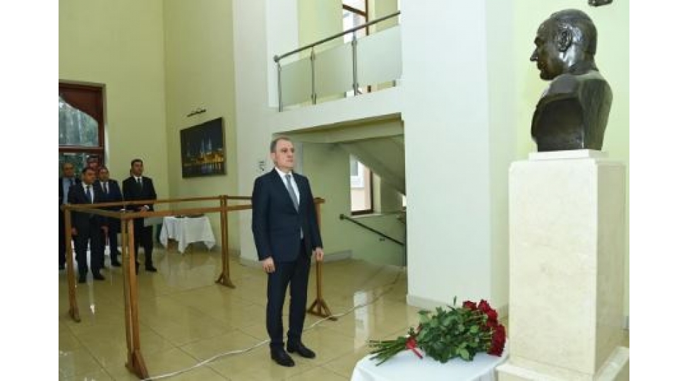 ceyhun-bayramov-azerbaycanin-kiyevdeki-sefirliyinde-olub