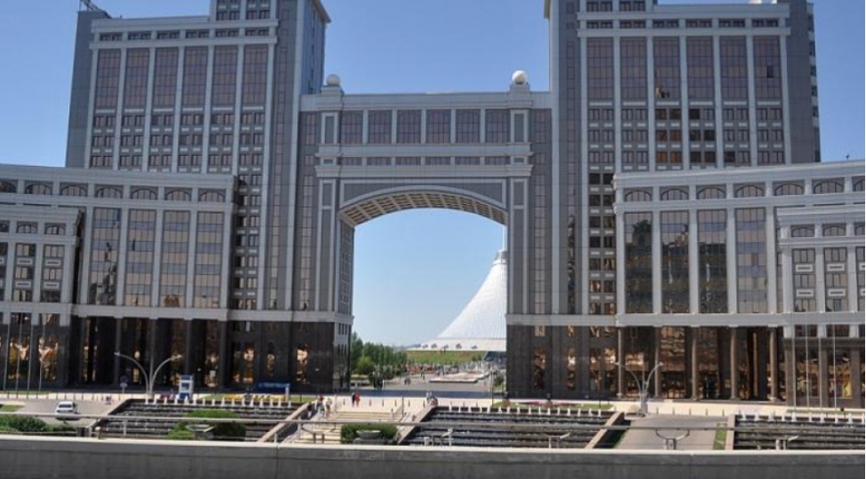 azerbaycan-qazaxistan-neftinin-qebulunu-ilde-22-milyon-tonadek-artirmaga-hazirdir