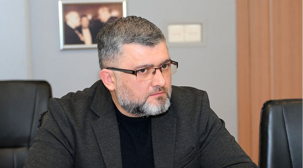 elchin-memmedov-gurcustanda-seferde-olub