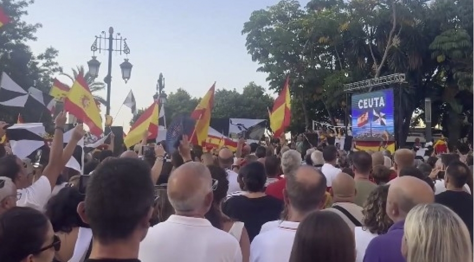 minlerle-seuta-sakini-miqrasiya-bohranina-reaksiya-telebi-ile-mitinqe-chixib