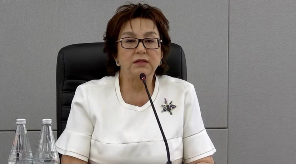 meleyke-abbaszade-abituriyentleri-ixtisas-sechiminde-universitetlerin-teqdim-etdiyi-imkanlara-diqqet-yetirmeye-chagirib