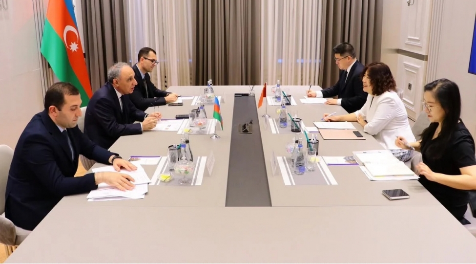 kamran-eliyev-chin-beynelxalq-platformalarda-azerbaycanin-haqli-movqeyini-destekleyib