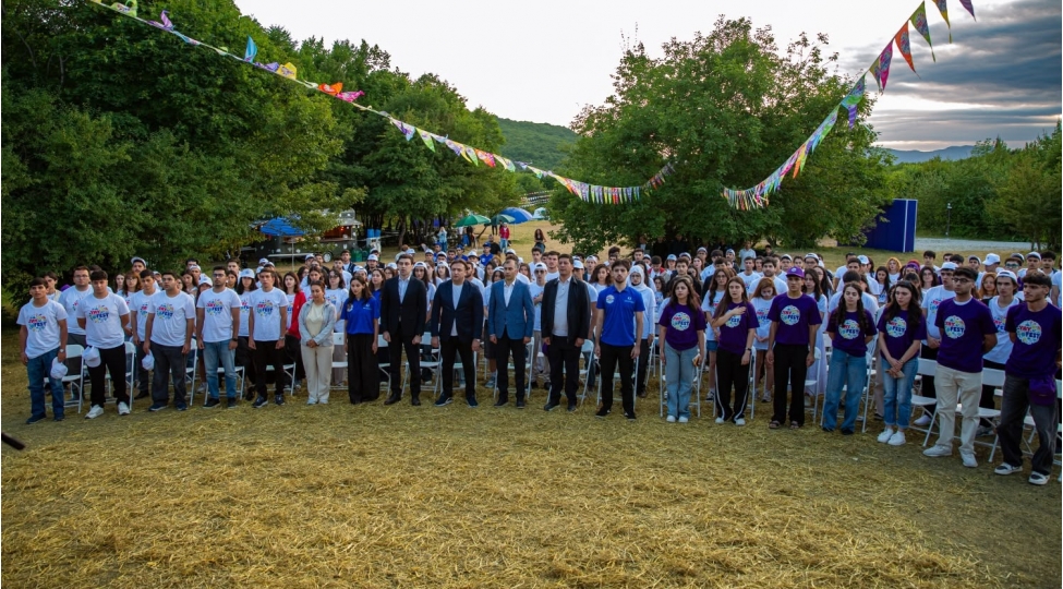 yay-festin-muhendislik-ve-kod-dushergesi-texnologiyaya-hevesi-olan-gencleri-bir-araya-getirib