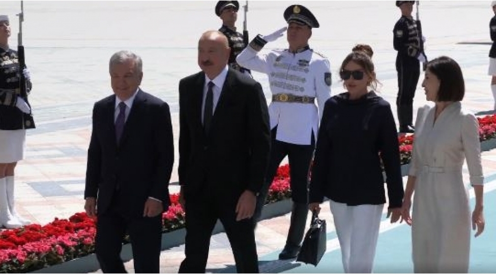 prezident-ilham-eliyev-ozbekistana-dovlet-seferine-gedib-2