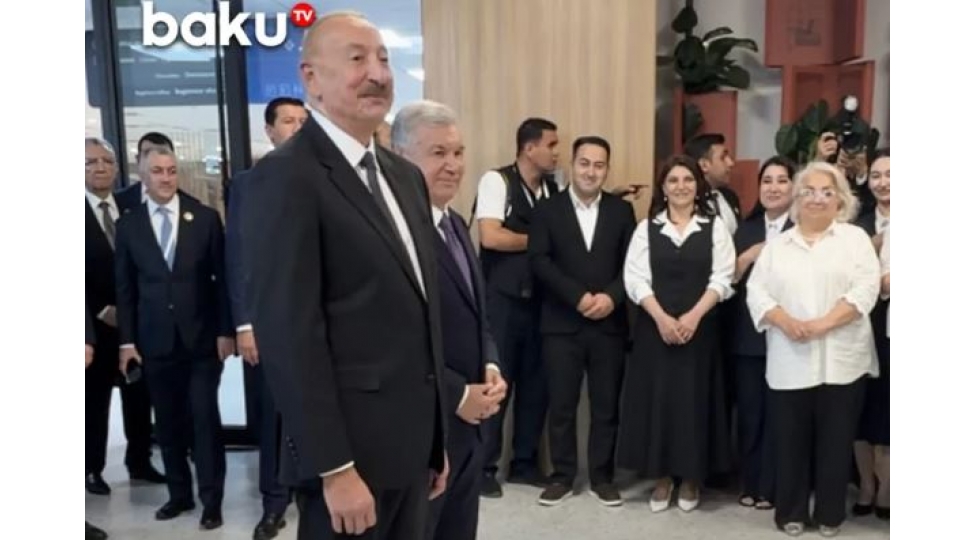 azerbaycan-ve-ozbekistan-liderleri-nizami-gencevinin-adini-dashiyan-universitetin-telebeleri-ile-gorushubler