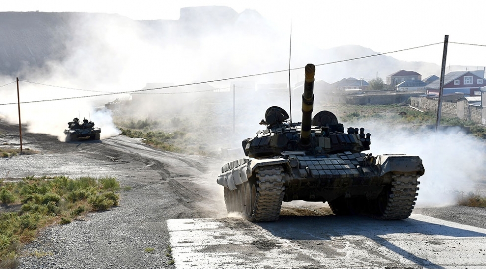azerbaycan-ordusunda-yeni-tedris-ili-bashlayib-video