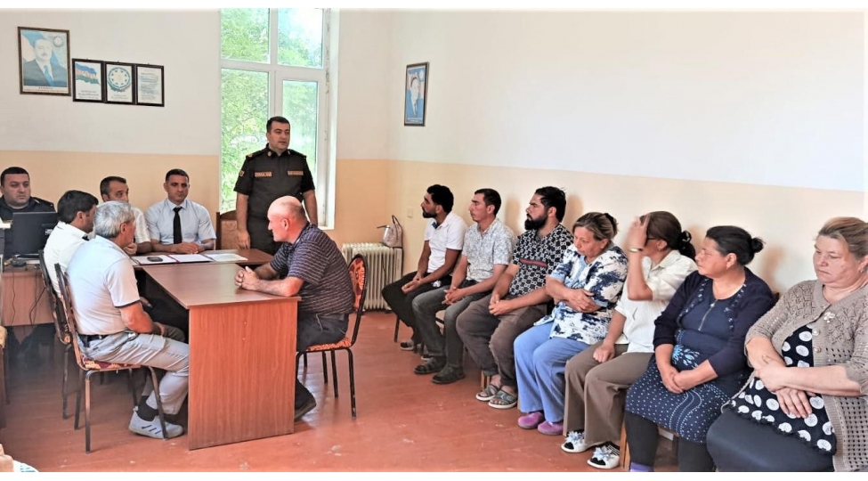 fovqelade-hallar-nazirliyi-terefinden-silsile-maariflendirme-tedbirleri-kechirilib-16