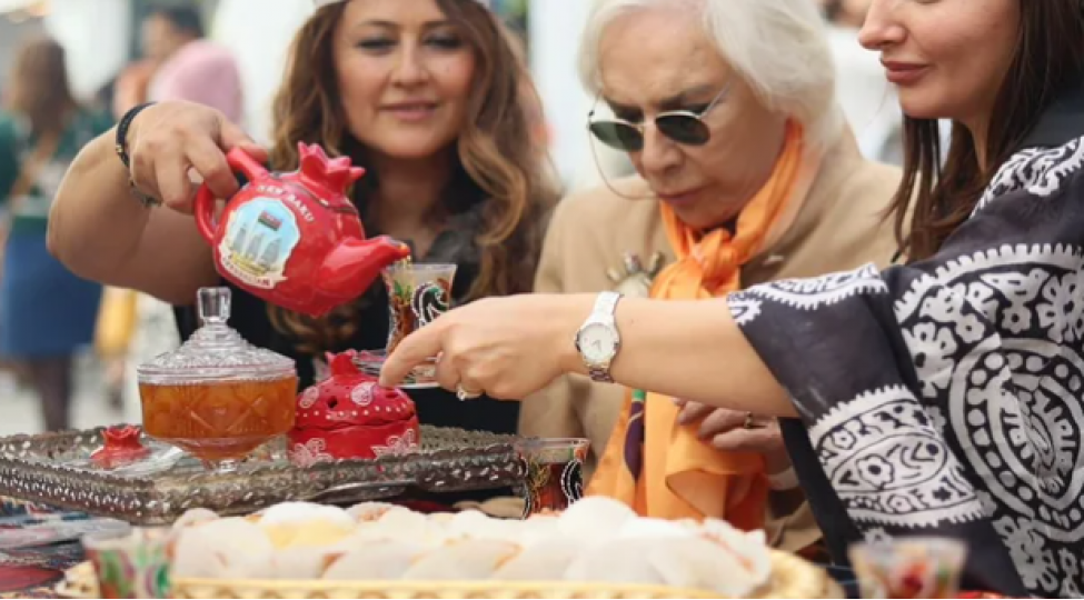 azerbaycanin-milli-metbex-numuneleri-parisde-teqdim-edilib