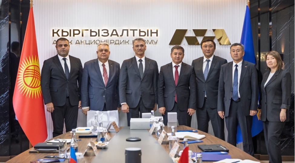 azergold-ve-kyrgyzaltyn-shirketleri-bishkekde-emekdashliq-perspektivlerini-muzakire-edibler