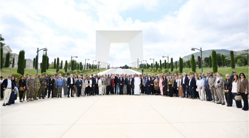 azerbaycanda-akkredite-olunmush-diplomatik-korpus-numayendelerinin-qarabag-ve-sherqi-zengezura-seferi-ermenistanda-ciddi-narahatliq-dogurub