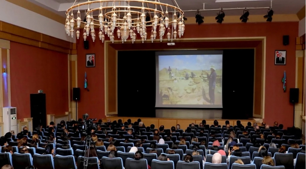 ordubadda-cennetin-iqametgahi-senedli-filminin-teqdimati-olub