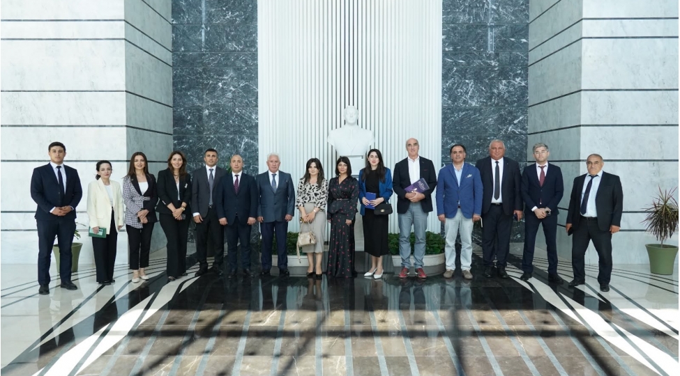 kend-teserrufati-nazirliyinde-butik-sherabchiliq-qrupunun-ilk-gorushu-kechirilib