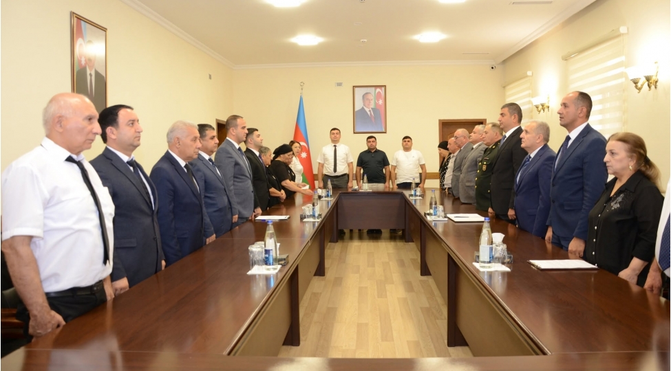 kurdemir-rih-de-dovlet-suverenliyi-gunu-ile-bagli-deyirmi-masa-kechirilib