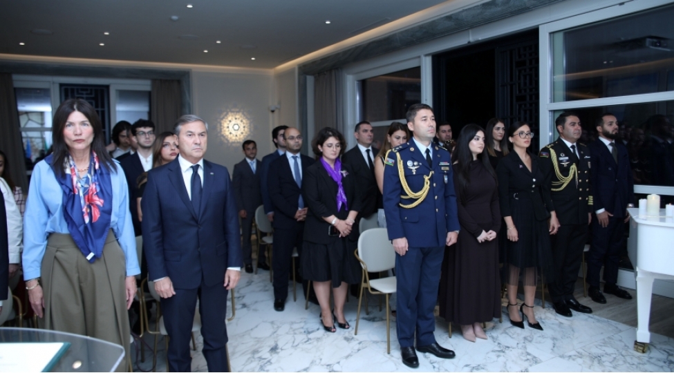 italiyada-anim-gunu-munasibetile-veten-muharibesine-hesr-olunmush-film-numayishi-kechirilib