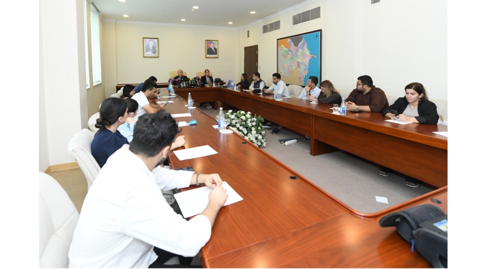 fovqelade-hallar-nazirliyinde-chimerlik-movsumunun-basha-chatmasi-ile-elaqedar-brifinq-kechirilib