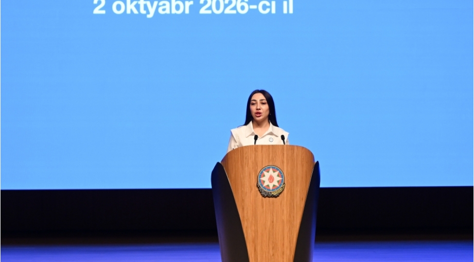 beyim-menefova-yeni-azerbaycan-partiyasi-shehid-ailelerine-her-zaman-xususi-diqqet-gosterib