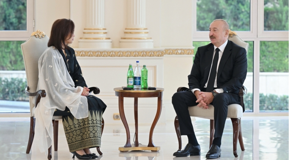 prezident-ilham-eliyev-malayziyanin-azerbaycanda-yeni-teyin-olunmush-sefirini-qebul-edib-foto