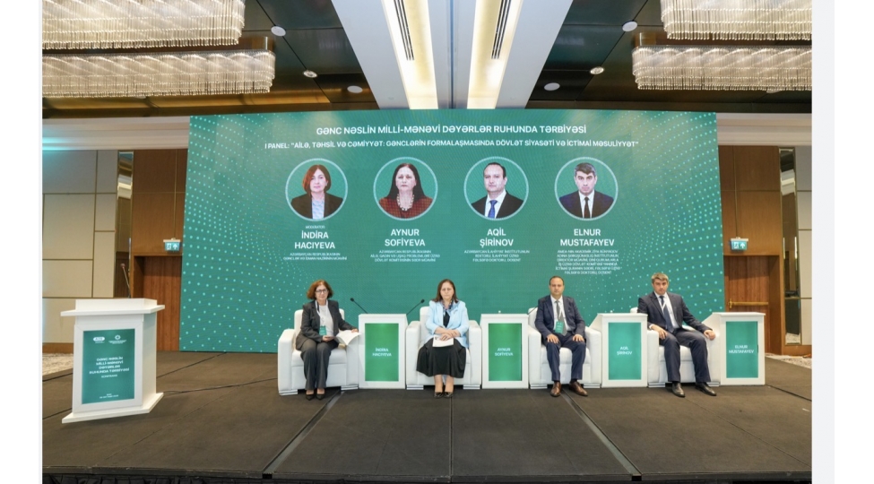 genc-neslin-milli-menevi-deyerler-ruhunda-terbiyesi-movzusunda-konfrans-ishini-panel-sessiyalarla-davam-etdirir