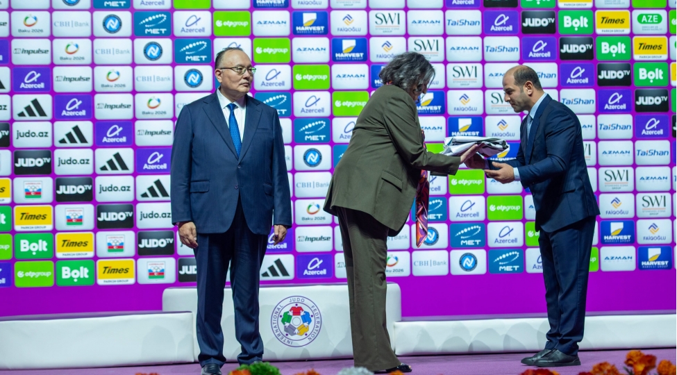 beynelxalq-cudo-federasiyasinin-ijf-bayraginin-tehvil-teslim-merasimi-kechirilib