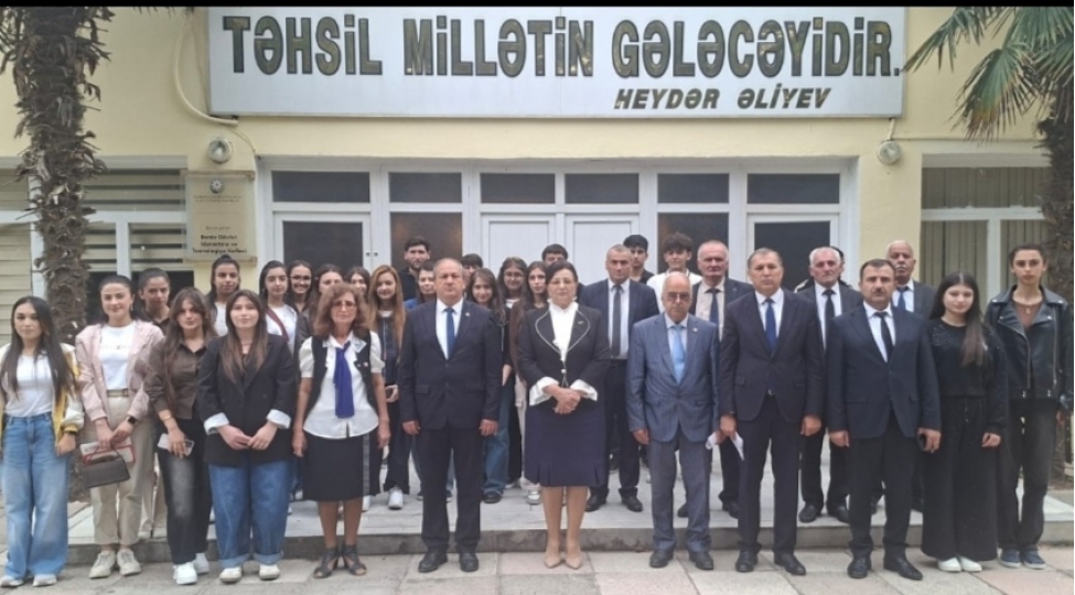 berde-dovlet-idareetme-ve-texnologiya-kollecinde-qurultayin-vezifeleri-muzakire-edildi