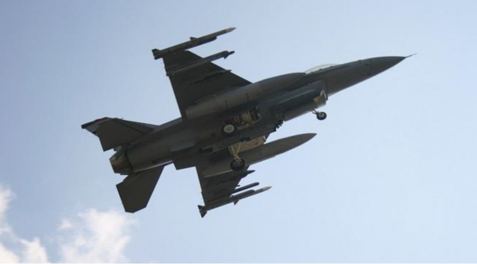 finlandiya-ukraynaya-f-16-qiricilari-uchun-doyush-sursatlari-gonderecek