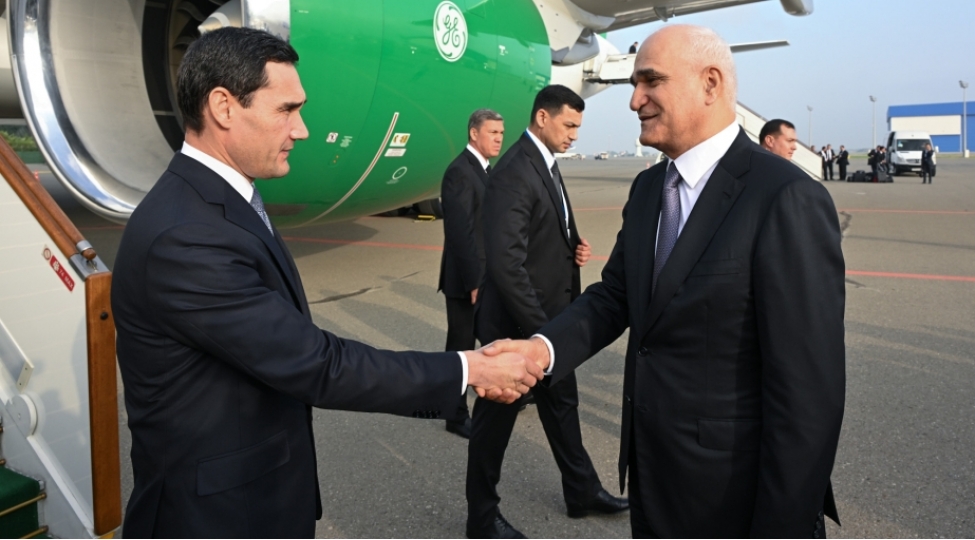 turkmenistan-prezidenti-azerbaycana-sefere-gelib-2